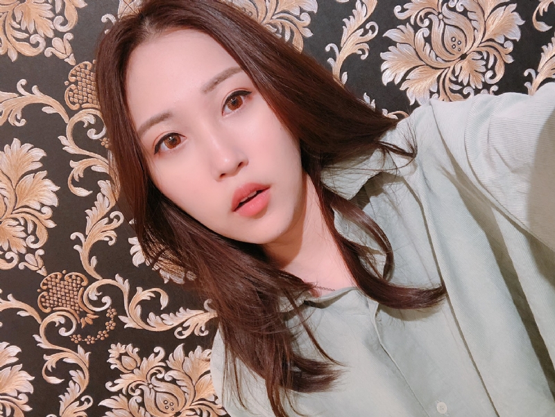 張婕兒的第一张照片--红颜知己交友网