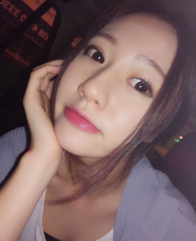 没有故事的女同学的第一张照片--红颜知己交友网