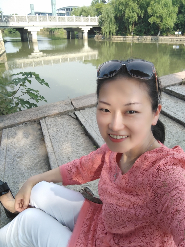 渴慕的第一张照片--红颜知己交友网