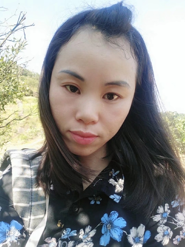 英英的第一张照片--红颜知己交友网