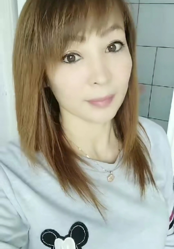 魅力白玲的第一张照片--红颜知己交友网