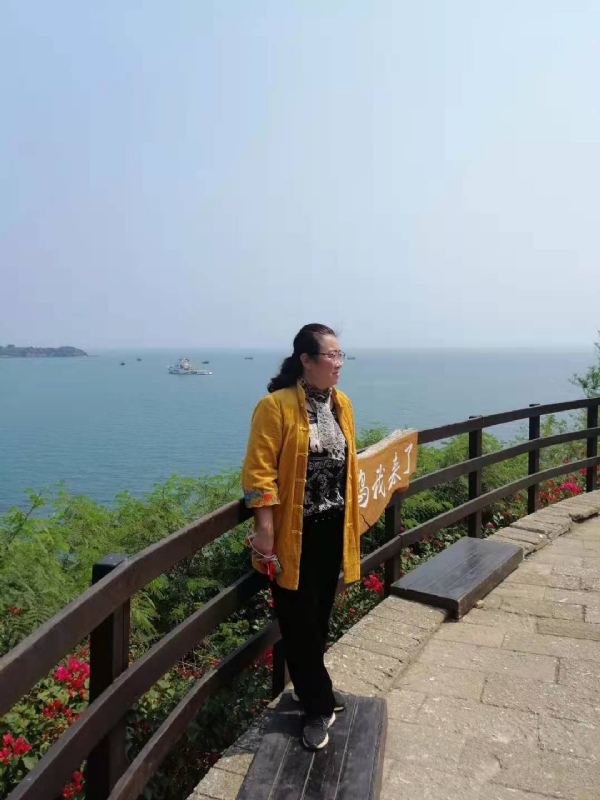 曦若半秋的第一张照片--红颜知己交友网