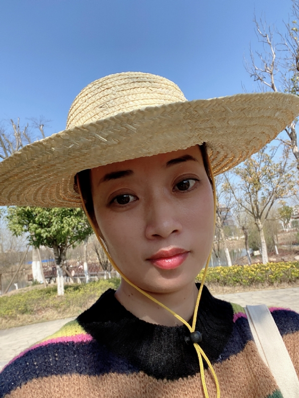 简单的第一张照片--红颜知己交友网