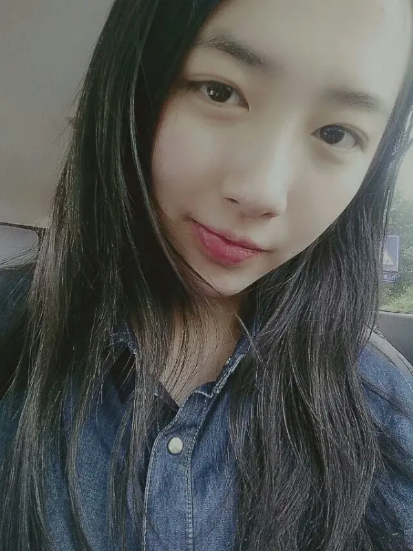 小她的第一张照片--红颜知己交友网