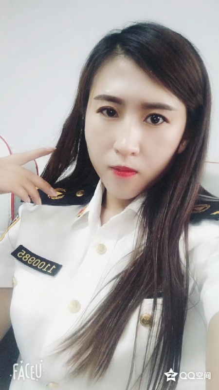 彤云密布的第一张照片--红颜知己交友网