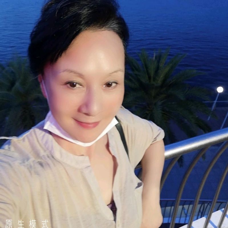 hong的第一张照片--红颜知己交友网