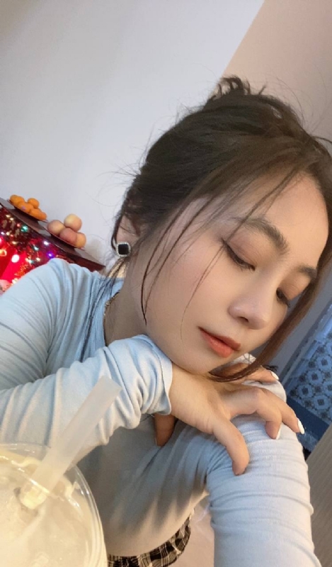 艳秋的第一张照片--红颜知己交友网